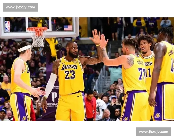 尼克斯与湖人激战正酣 篮球盛宴引爆全场激情争锋